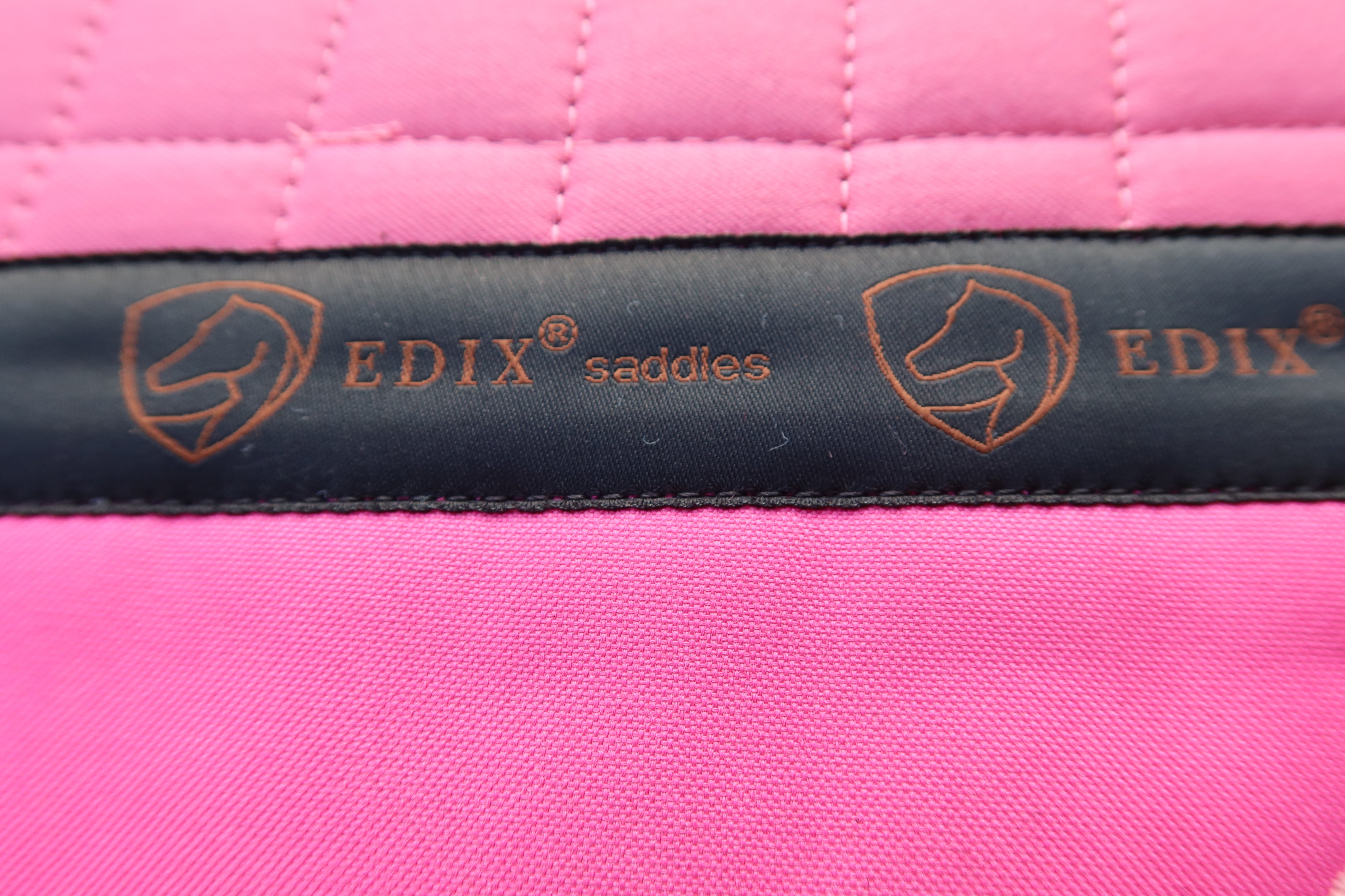 Edix zadeldekje met inlages Pink